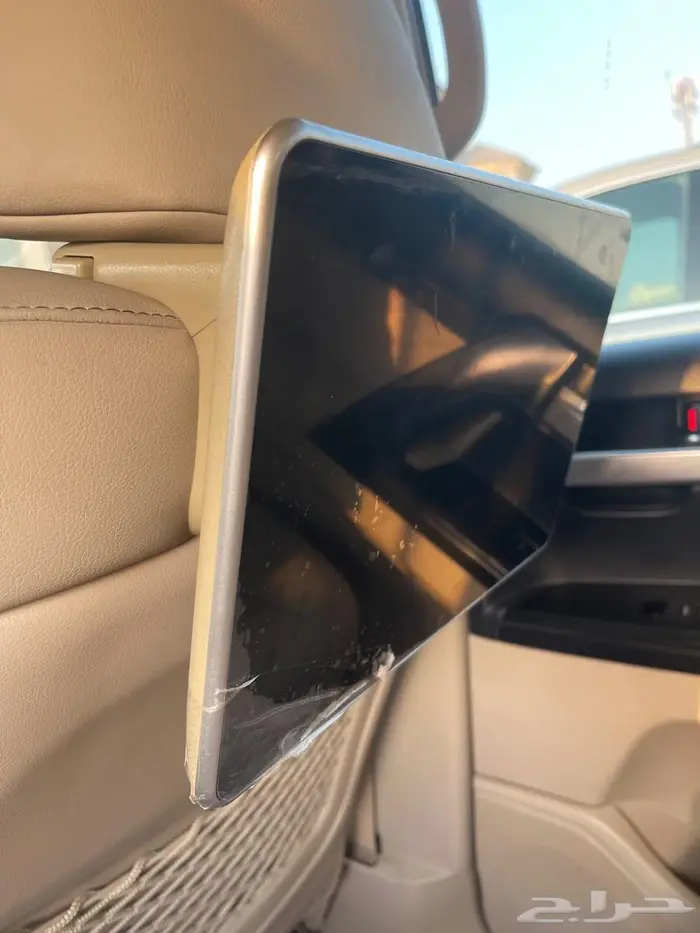 لاندكروزر GXR 2020 3