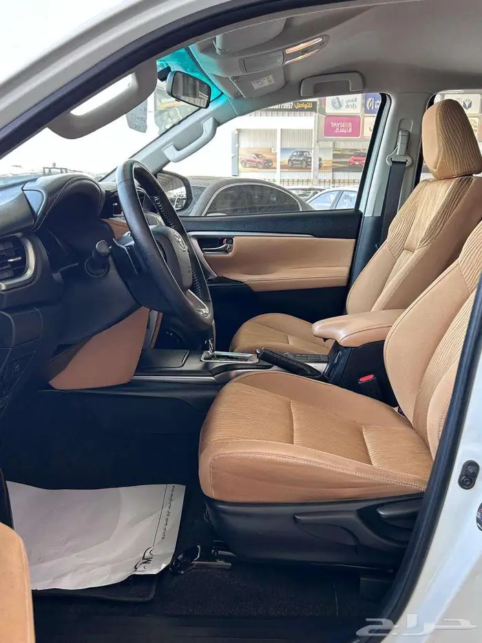 تويوتا فروتشنر 2023 VX - سلندر 6 6