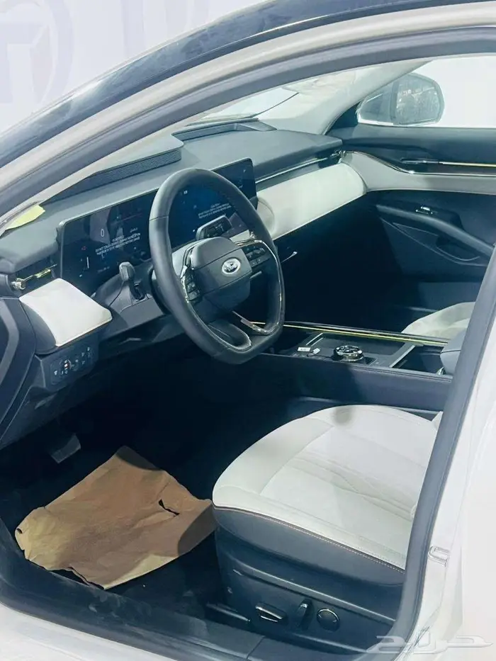 فورد تورس تيتانيوم 2026 9