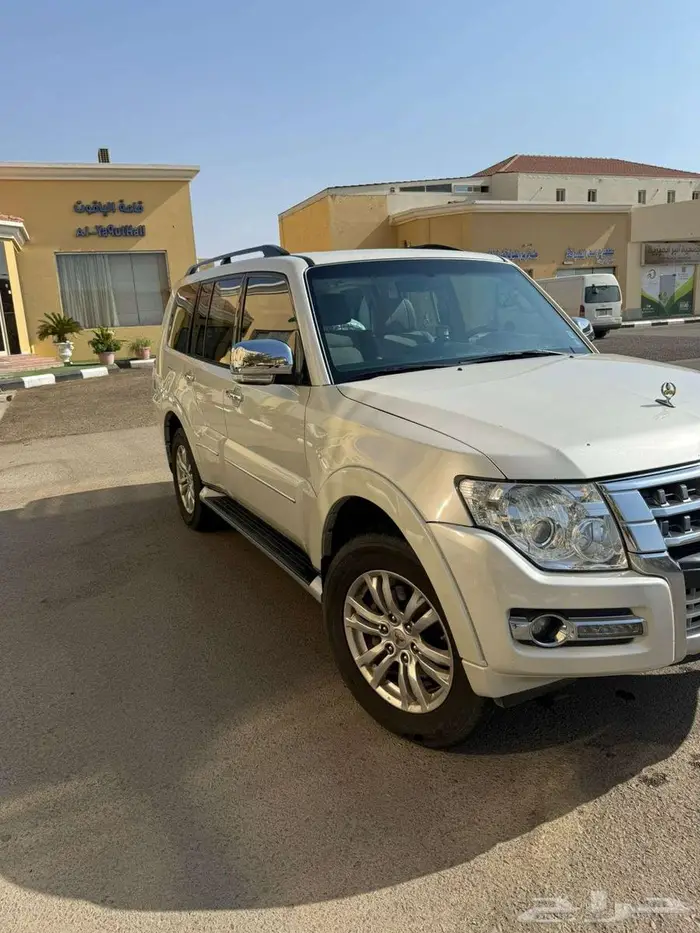 ميتسوبيشي بجيرو مالك اول mitsubishi pajero first owner 0