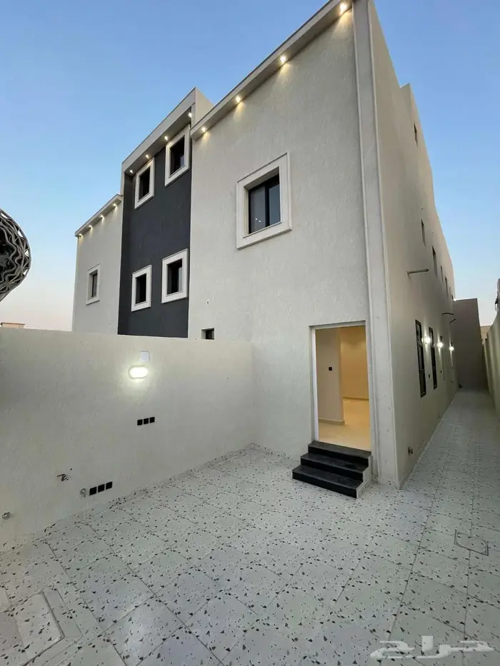 للبيع وحدات سكنية بعنيزة حي الشفاء 689 1