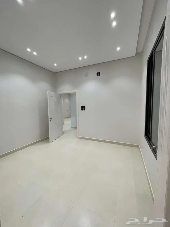 للبيع وحدات سكنية بعنيزة حي الشفاء 689 4