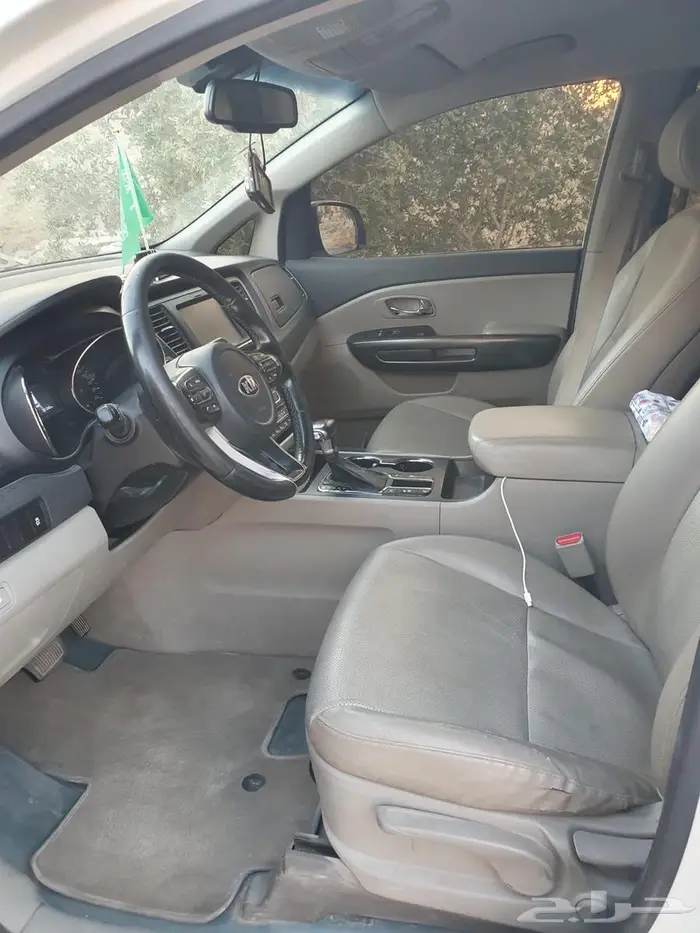 كرينفال 2019 ابيض ديزل 8