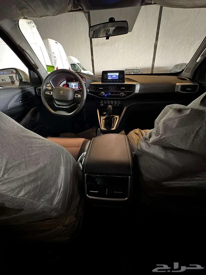 بيجو ونيت لاندتريك 2023 ديزل 4X4 8