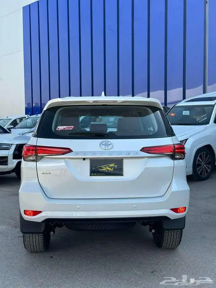 تويوتا فورتشنر GX2-2025 بدون دبل كاش وتقسيط 3