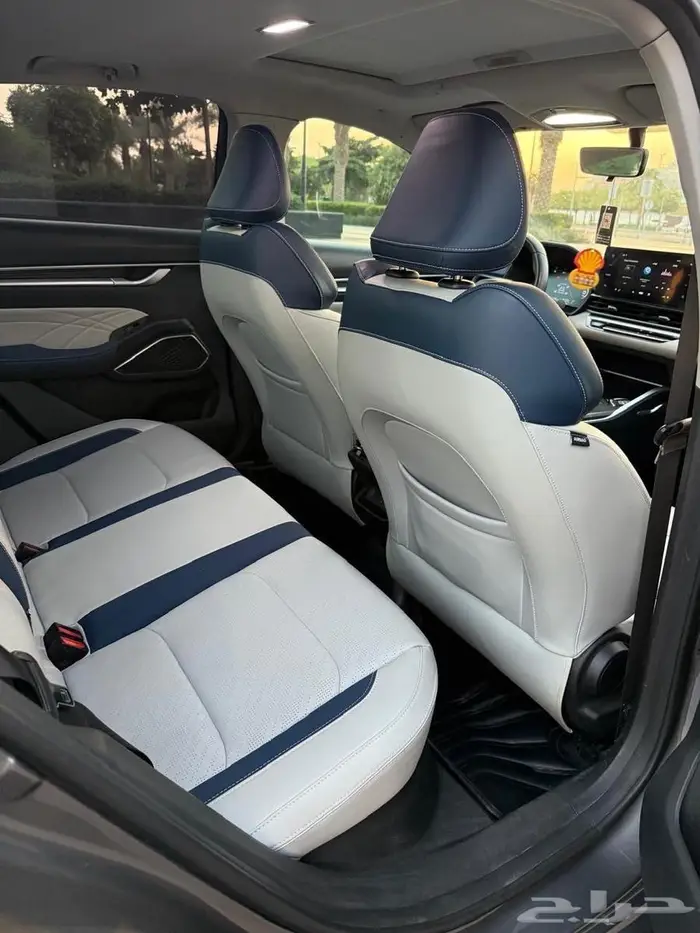 جيلي امجراند 7 فل كامل 2024 (بودي وكالة) 9