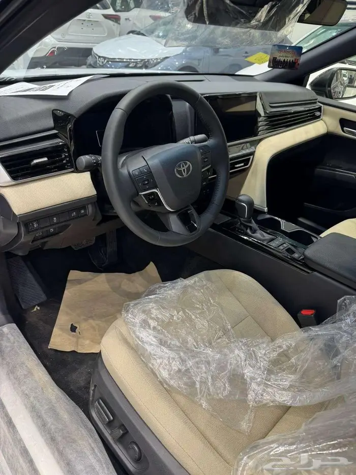 تويوتا كامري م 2025 LE هايبرد - سعودي 4