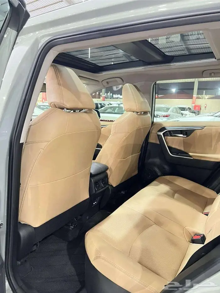 تويوتا راف فور 2023 هايبرد فل كامل ( عبداللطيف جميل ) 8