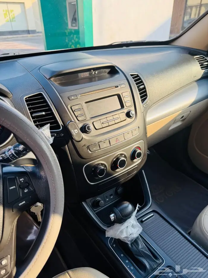 كيا سورنتو 2015 17