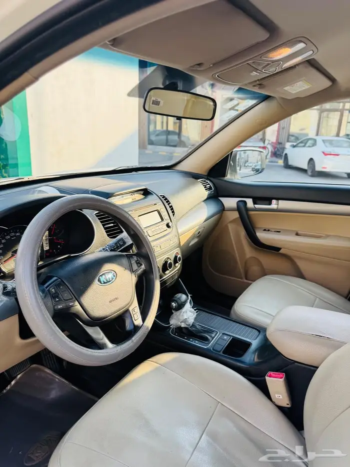 كيا سورنتو 2015 12