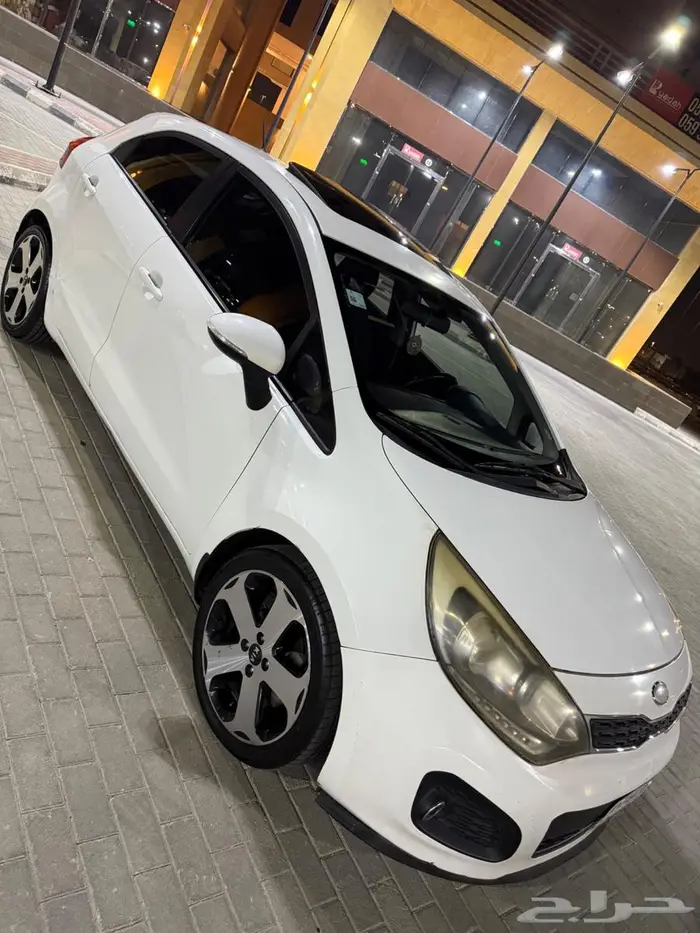 كيا ريو هاتشباك 2013 فل كامل 13