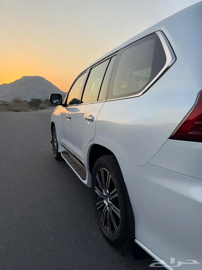 للبيع جيب لكزس 2021 وكاله موتر بايكه 1