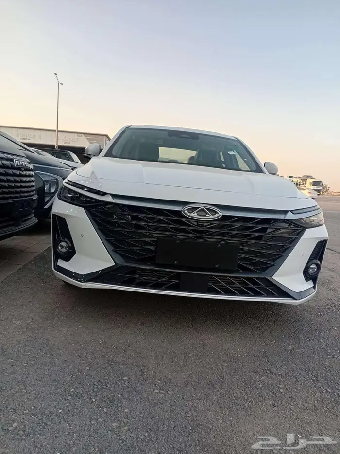 شيري اريزو 8 2025 لكجيري لدى سفنز التجارية للسيارات 0