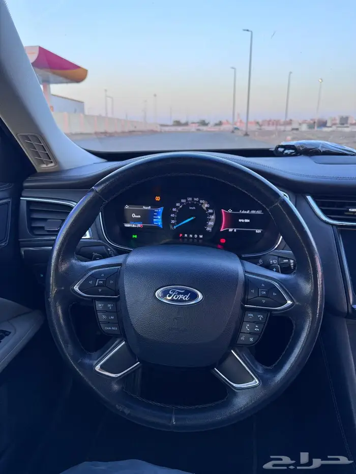 فورد تورس 2021 امبيانتي للبيع 25