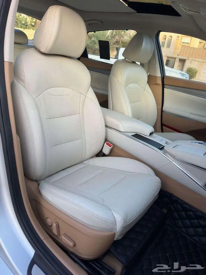 هونداي ازيرا 2023 السعر 69000 الف 14