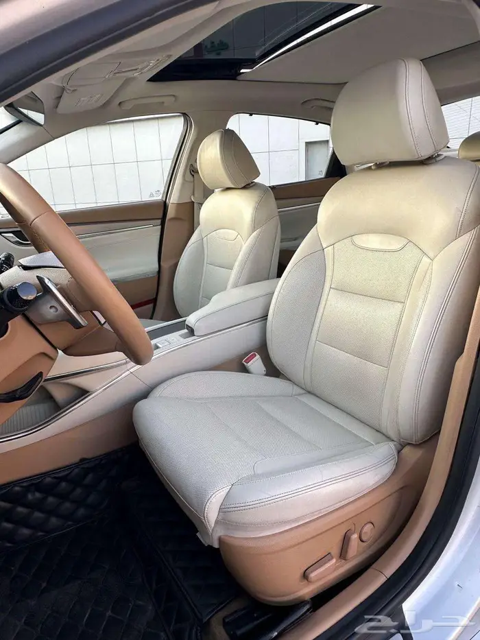 هونداي ازيرا 2023 السعر 69000 الف 11