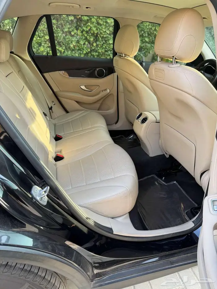 مرسيدس 2018 GLC 250 اسود 7