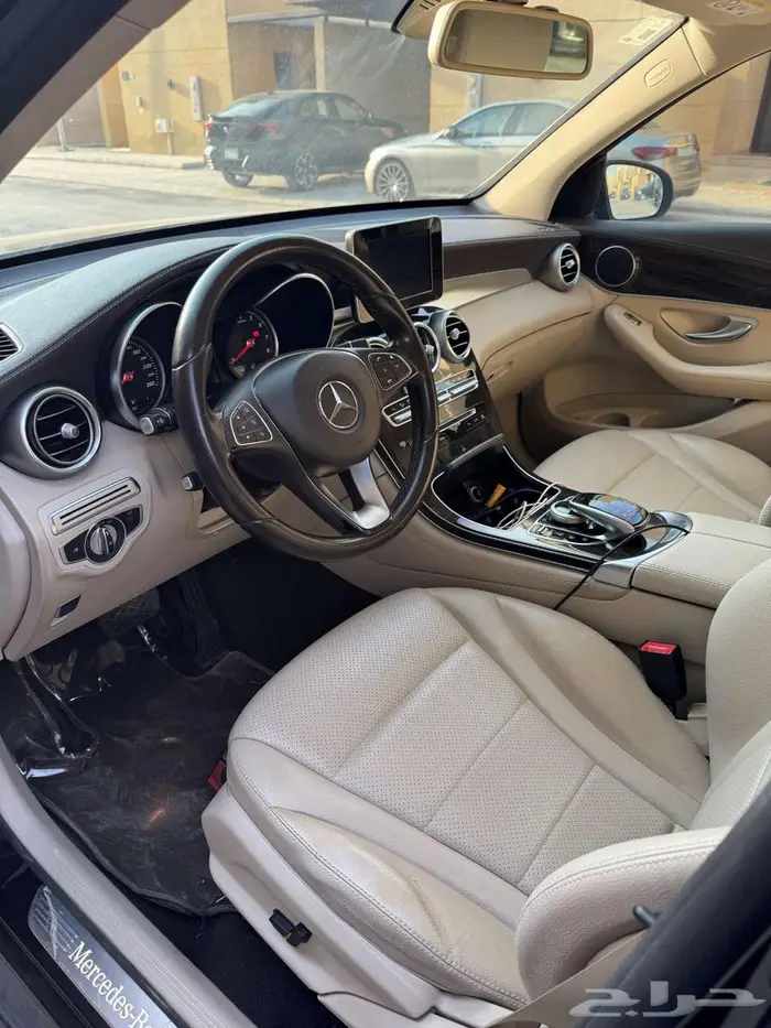 مرسيدس 2018 GLC 250 اسود 6