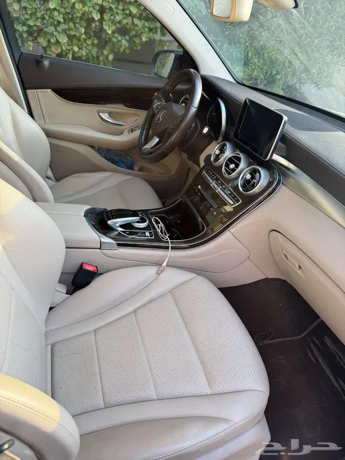 مرسيدس 2018 GLC 250 اسود 8