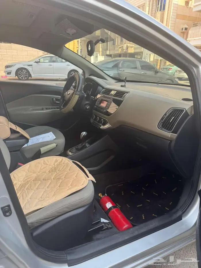 Kia Rio Hatchback 2016 4