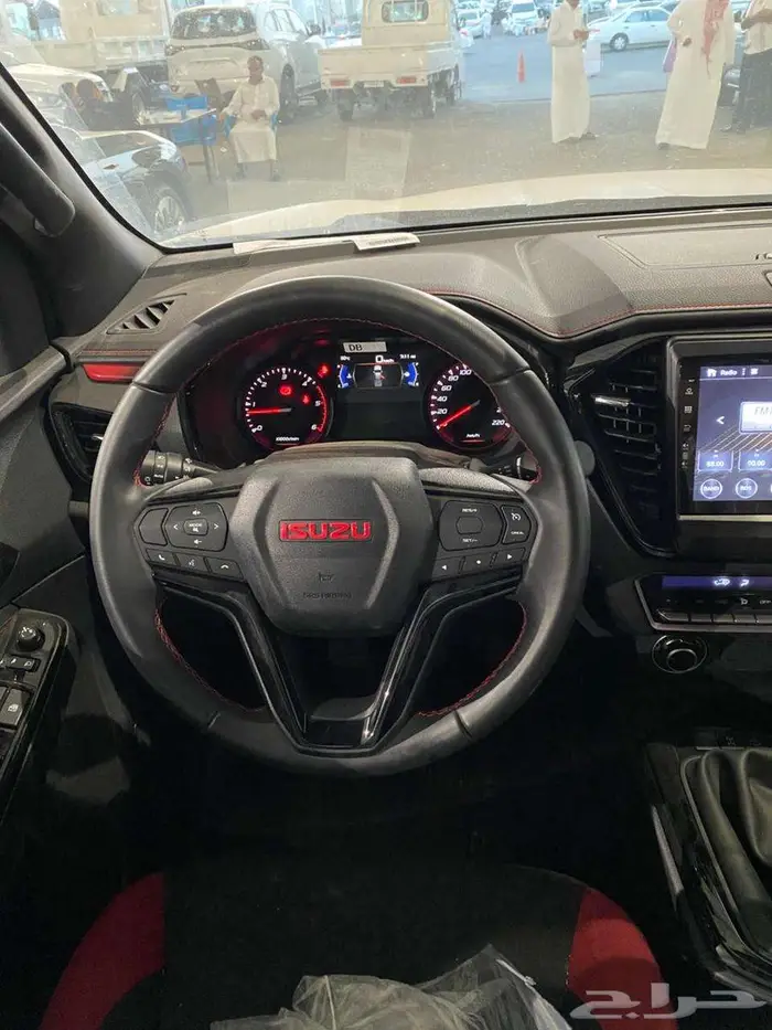 ايسوزو ديماكس غمارتين جي تي 2024 قير عادي 4