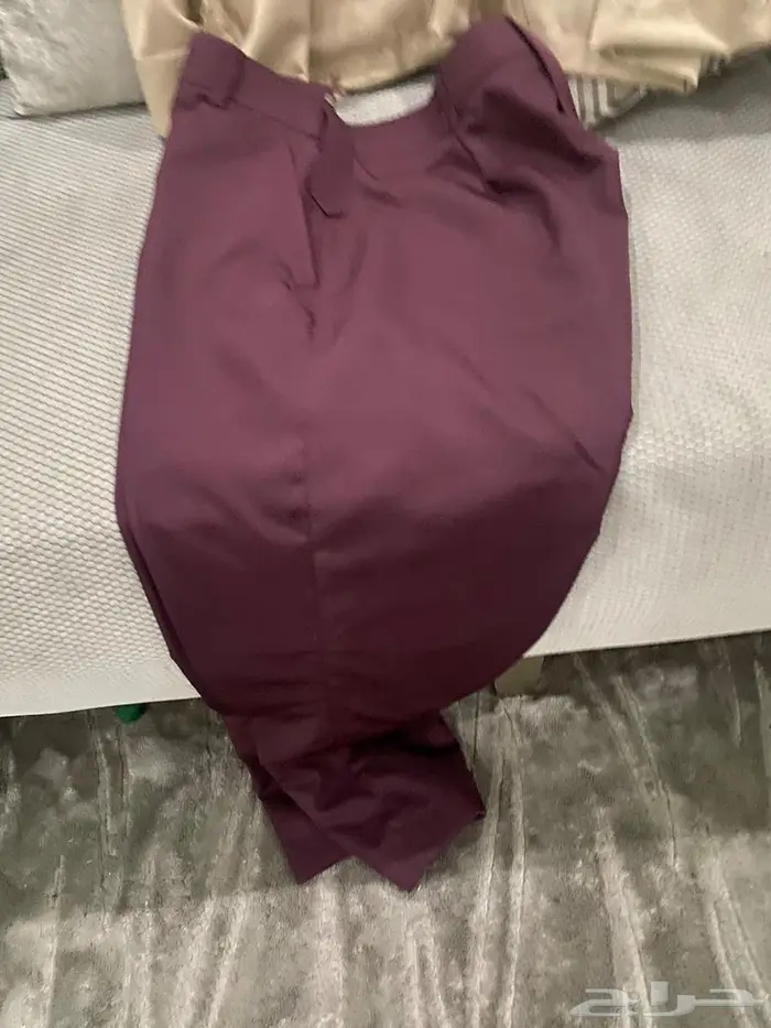 بدله سكرتيه بيج و سروال عنابي 1