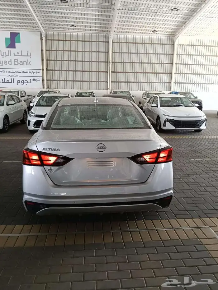 نيسان التيما استاندر م 2026 - سعودي اللون فضي 5
