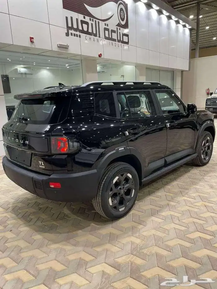 جيتور تي 1 فل كامل لاكجري موديل 2025 كاش واقساط 3