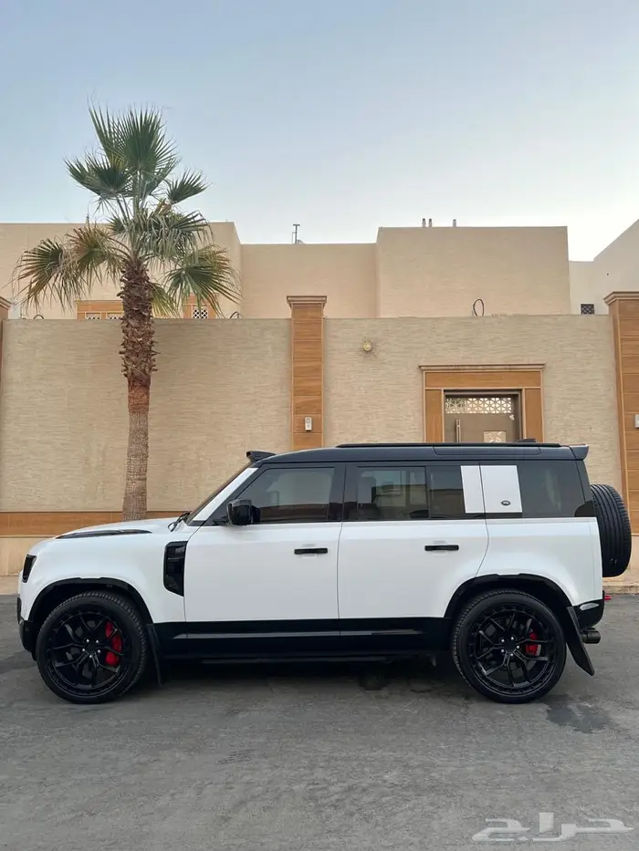 ديفندر 2023 ماشي 40 1