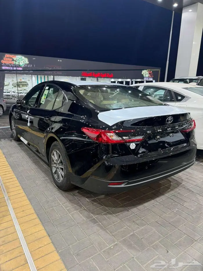 تويوتا كامري E بنزين م 2025 - سعودي 5