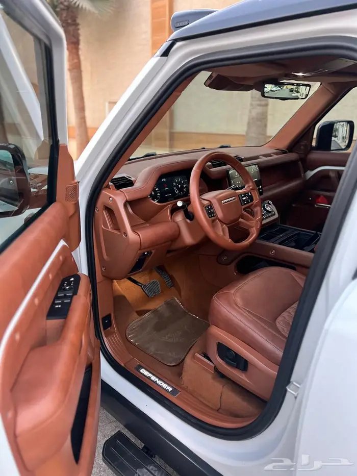 ديفندر 2023 ماشي 40 16