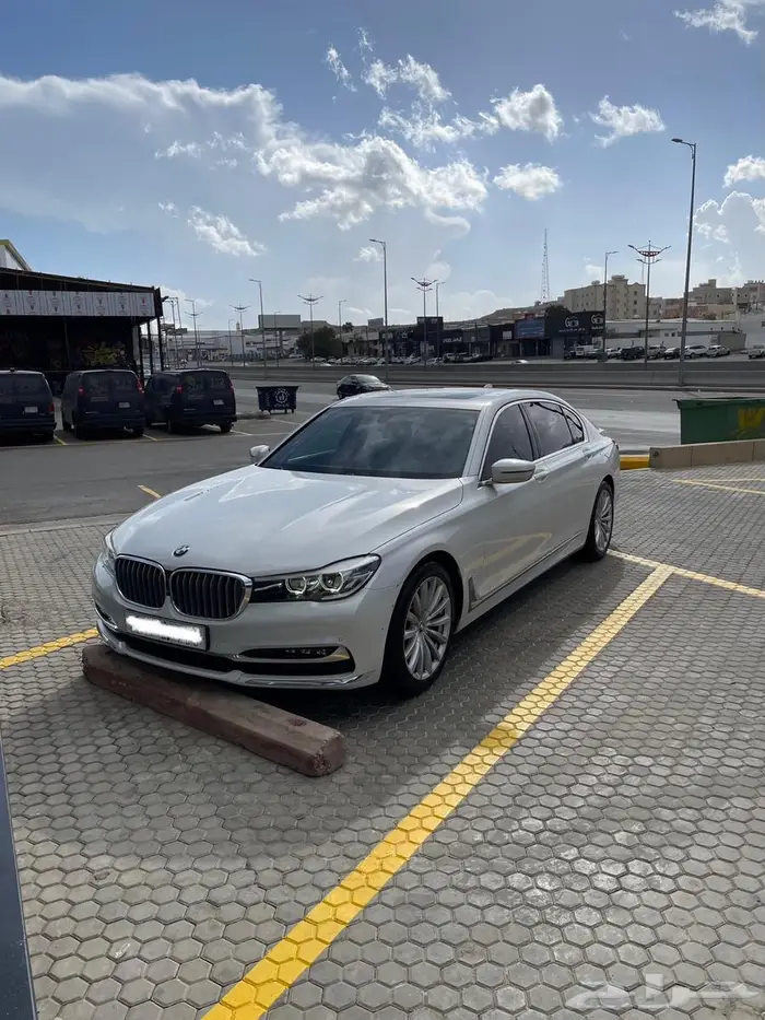 بي أم دبليو 2017 Li730 1