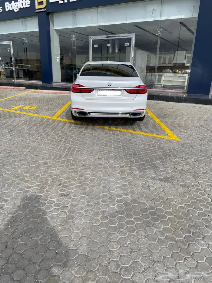 بي أم دبليو 2017 Li730 2