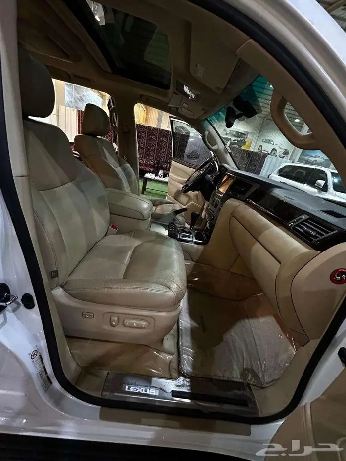 منوة المستخدم LX 570 سعودي فل كامل البيع 132000 10