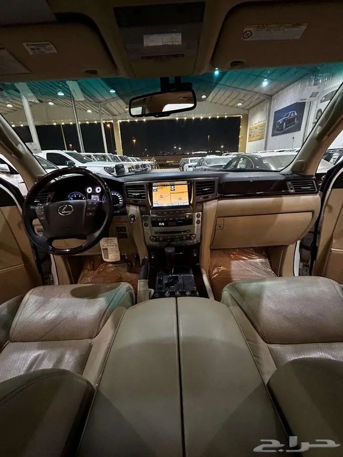 منوة المستخدم LX 570 سعودي فل كامل البيع 132000 9