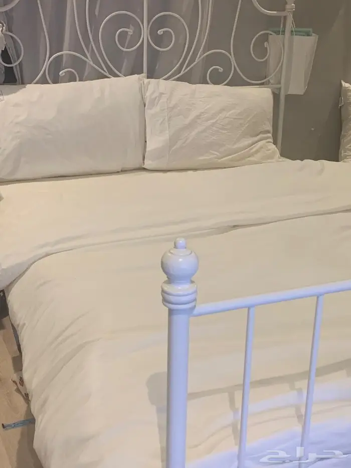 سرير نفر ونص مع مرتبه 0