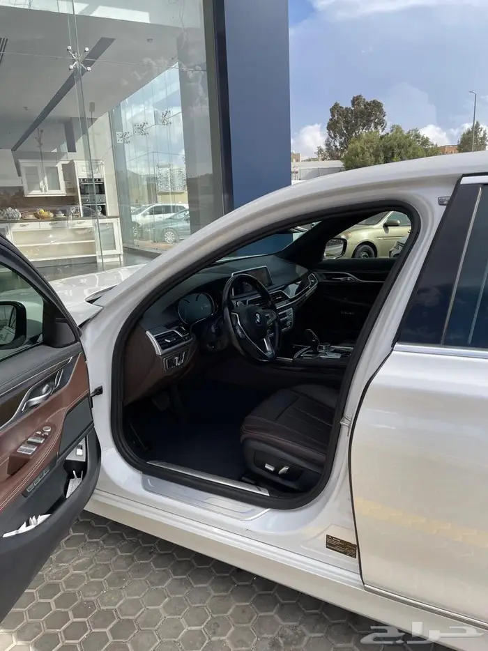 بي أم دبليو 2017 Li730 9