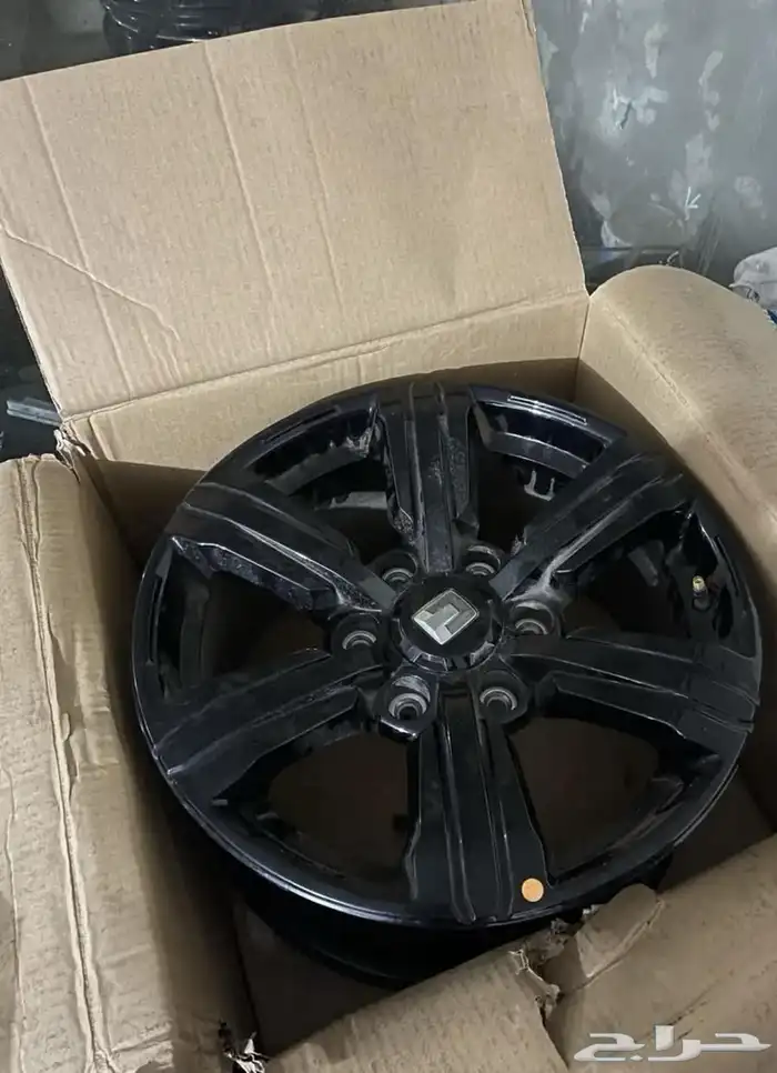 جنوط تانك 300 2025 استخدام سنه عدد 5 للبيع 1