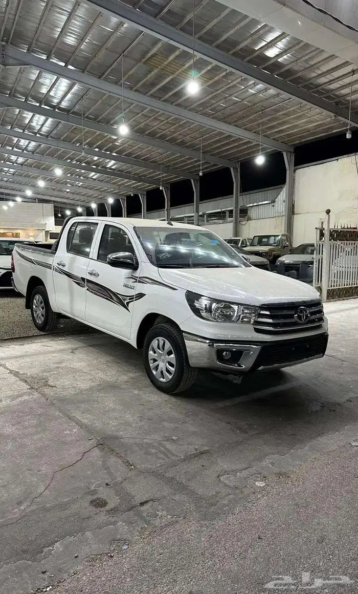 هايلوكس غمارتين GLX طيس بنزين 2025 0