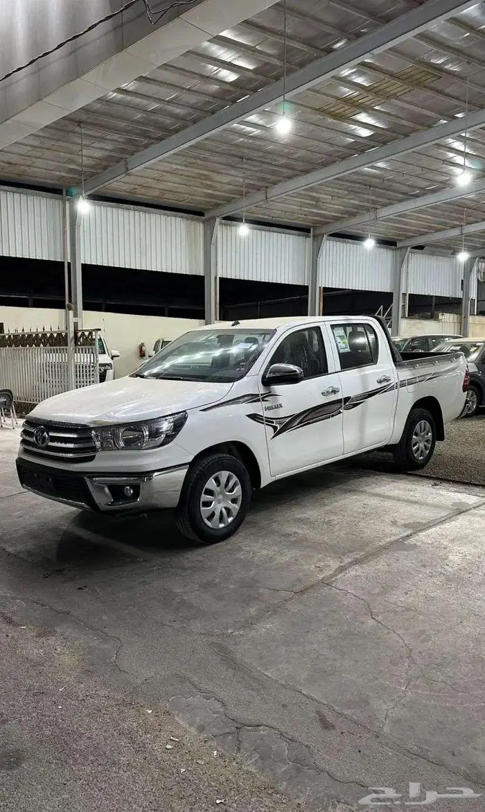 هايلوكس غمارتين GLX طيس بنزين 2025 1