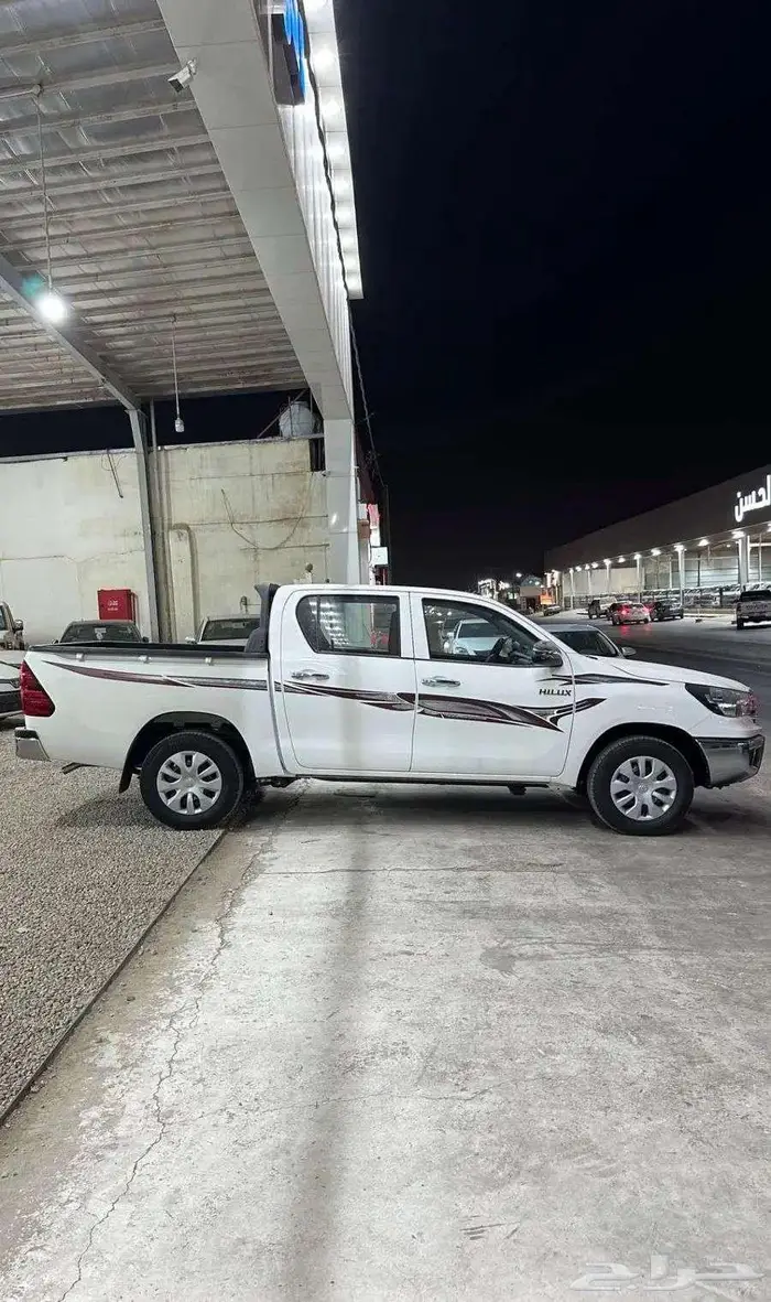 هايلوكس غمارتين GLX طيس بنزين 2025 5