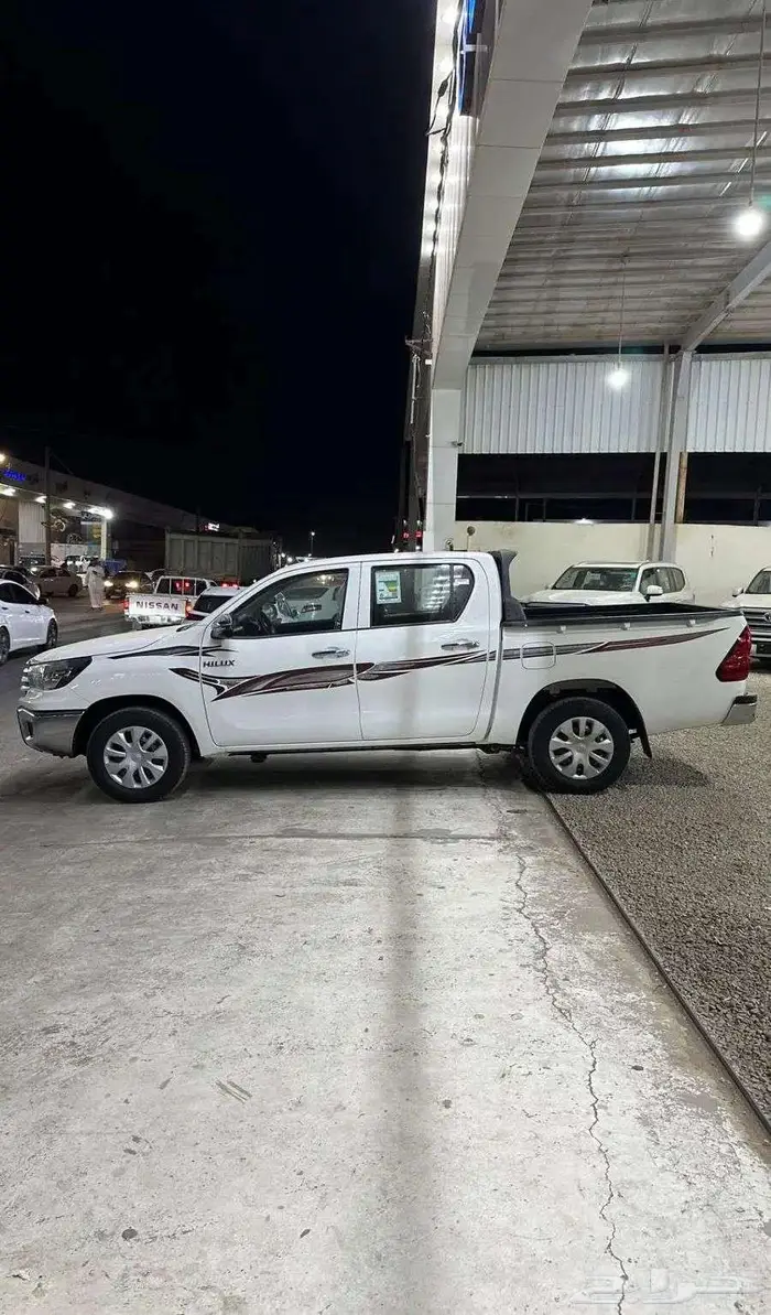 هايلوكس غمارتين GLX طيس بنزين 2025 4