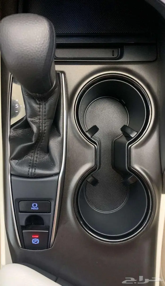 تويوتا كامري 2022 LE 18