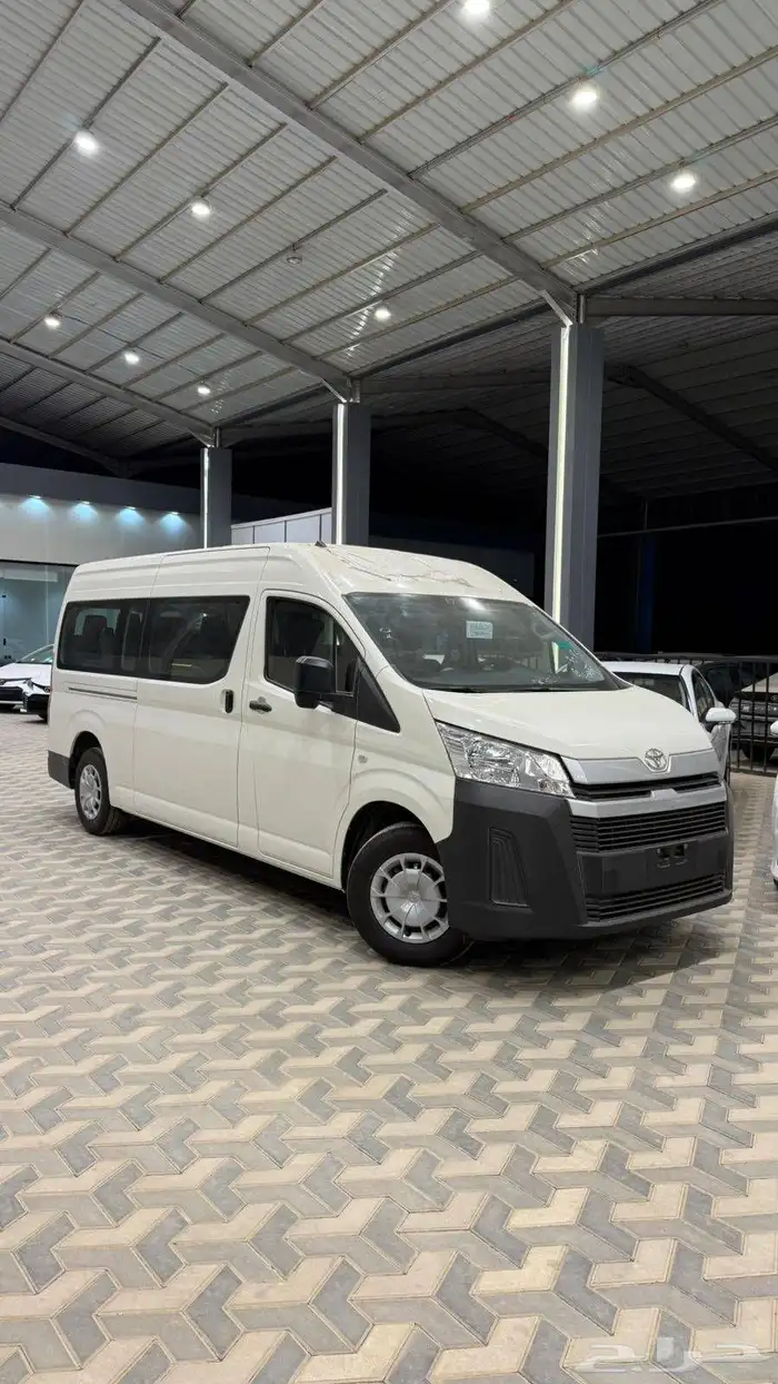 تويوتا باص هايس 2026 ديزل قير عادي 13 راكب باقل سعر للكاش 2