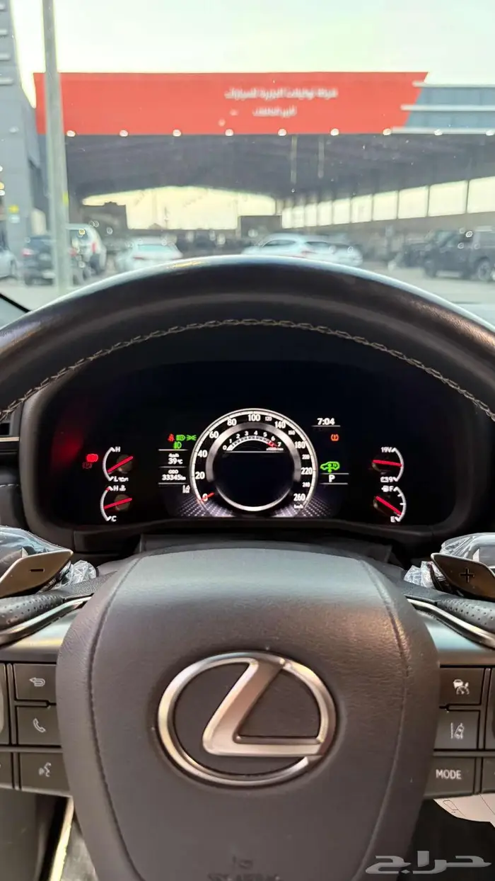 لكزس LX600 اف سبورت 2023 عداد 33000 فقط 16