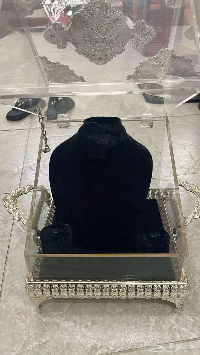 علبة ملكة لتقديم الذهب النوع الفاخر وجديده بسعر 200 ريال 1