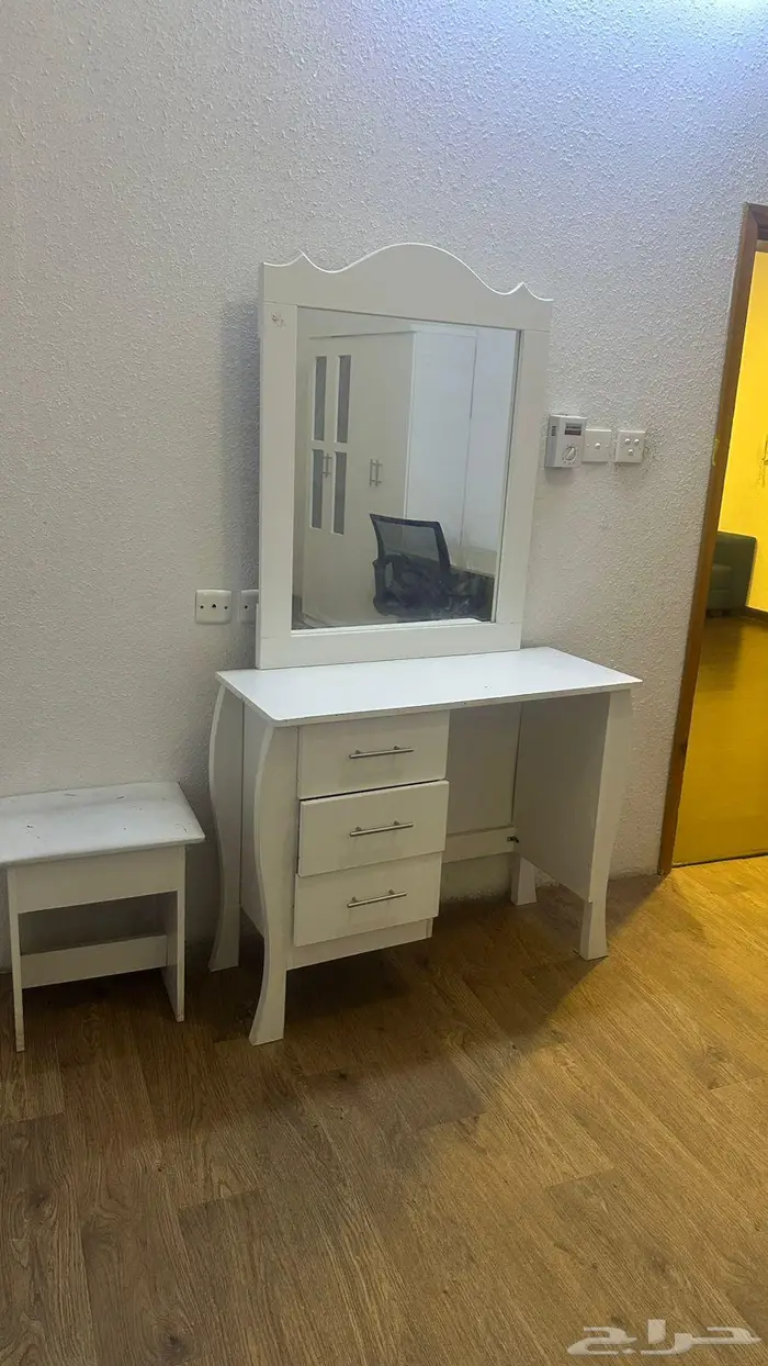 للبيع اثاث منزل شبه جديد 8