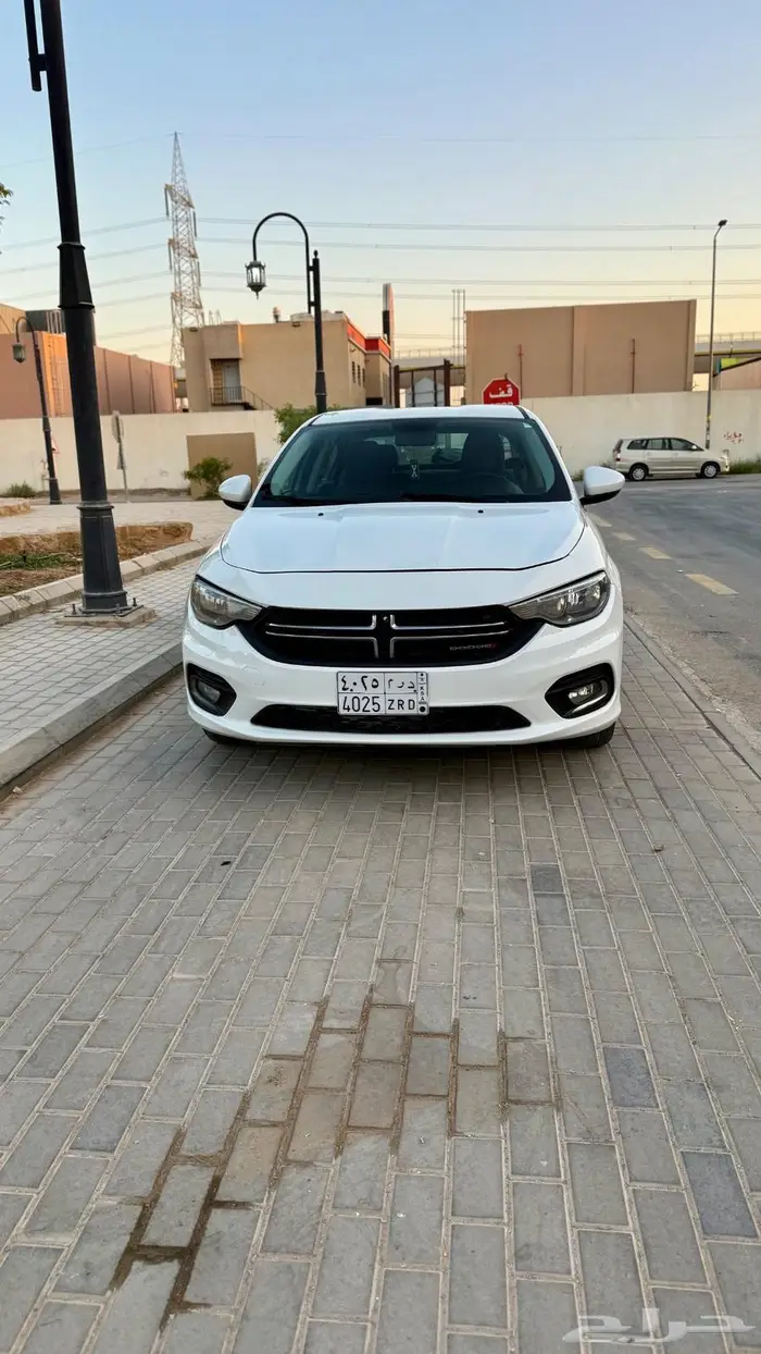 نيون للبيع نظفه 8