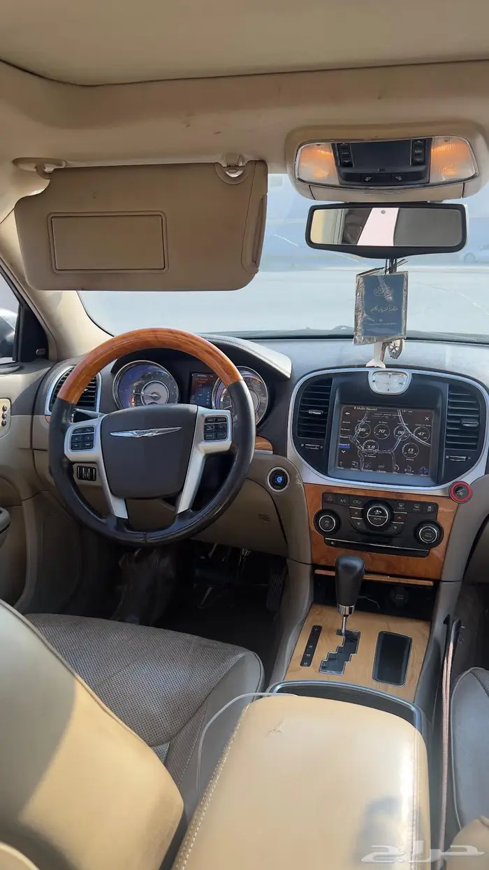 كرايسلر 2012 6