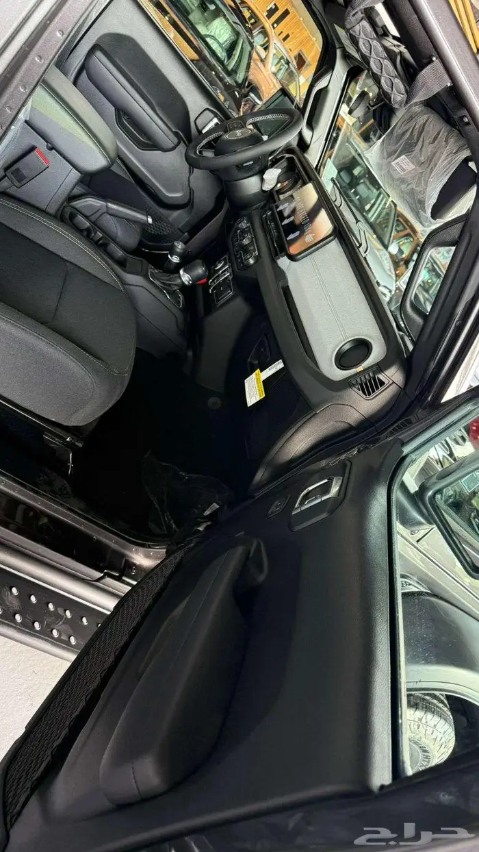 جيب رانجلر سبورت 2025 عرض خاص 10